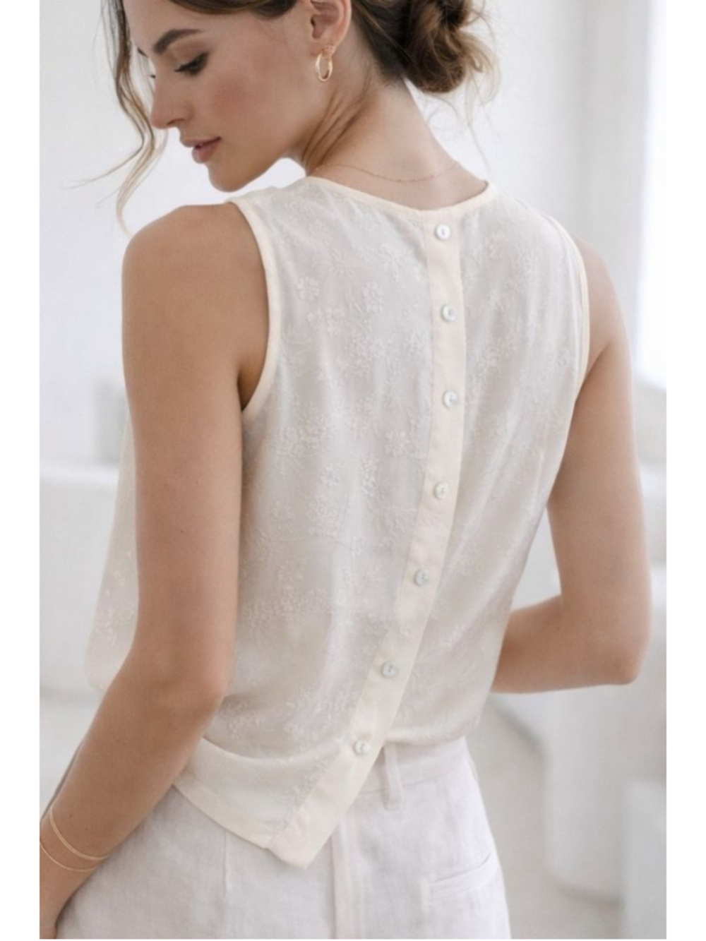 Charter Club Silk Ivory Floral Jacquard Blouse Petite 4P Sleeveless Button Back